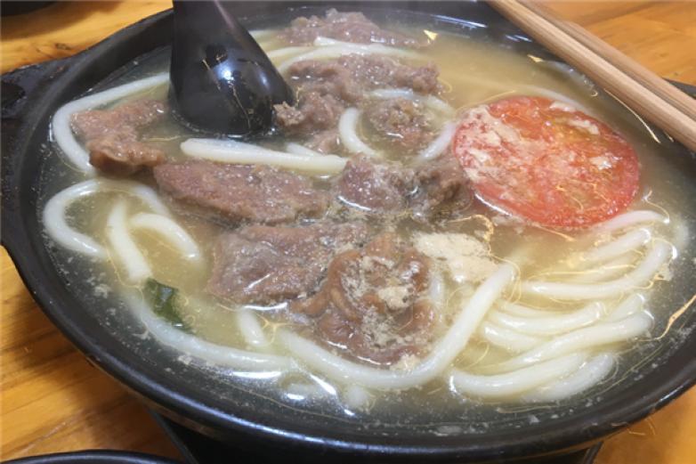 桥馨缘过桥米线